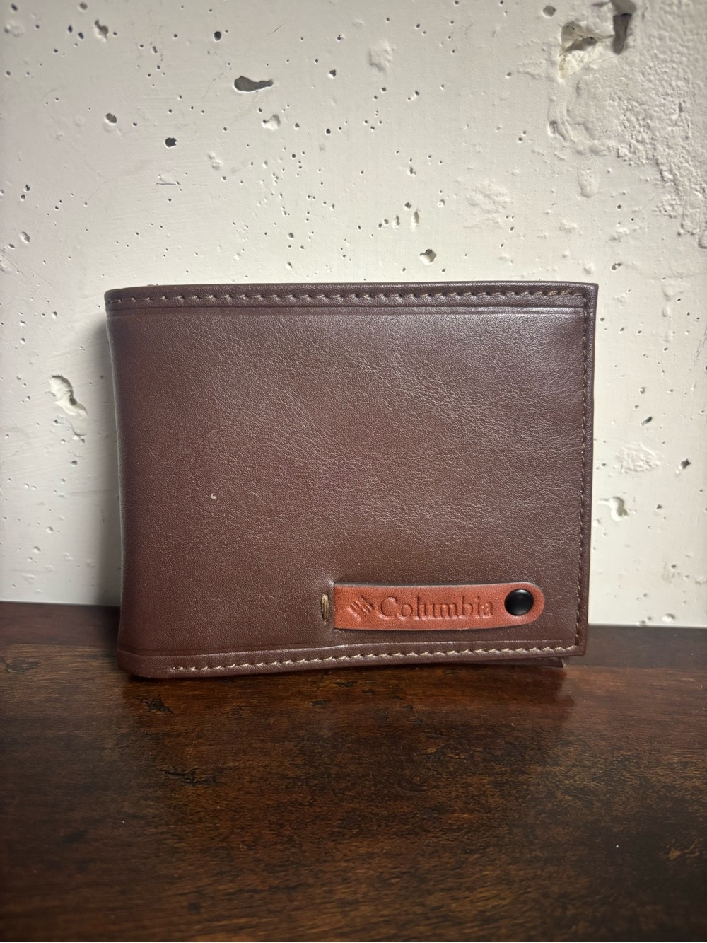 Columbia Brown Bifold Wallet Leather Look Classic Men’s Wallet